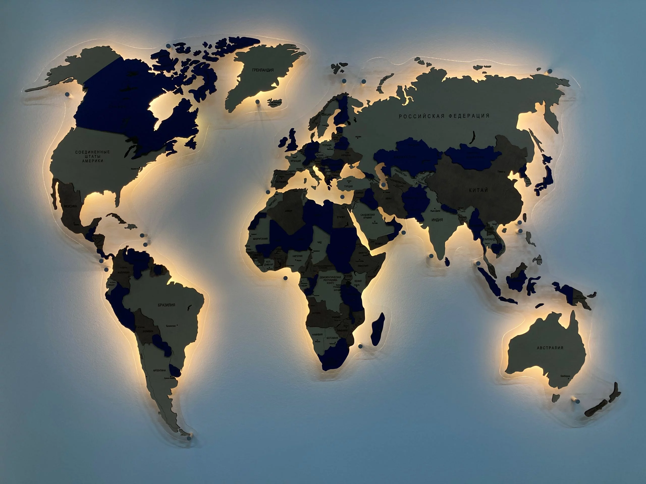 Карта мира многоуровневая (Индиго) в проекции Каврайского с подсветкой