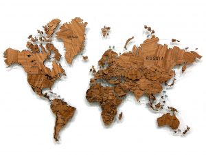 Многоуровневая карта мира из массива африканского махагона