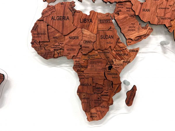 Многоуровневая карта мира из массива Бубинги, Африка крупным планом
