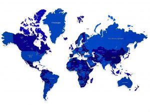 Стеклянная карта мира